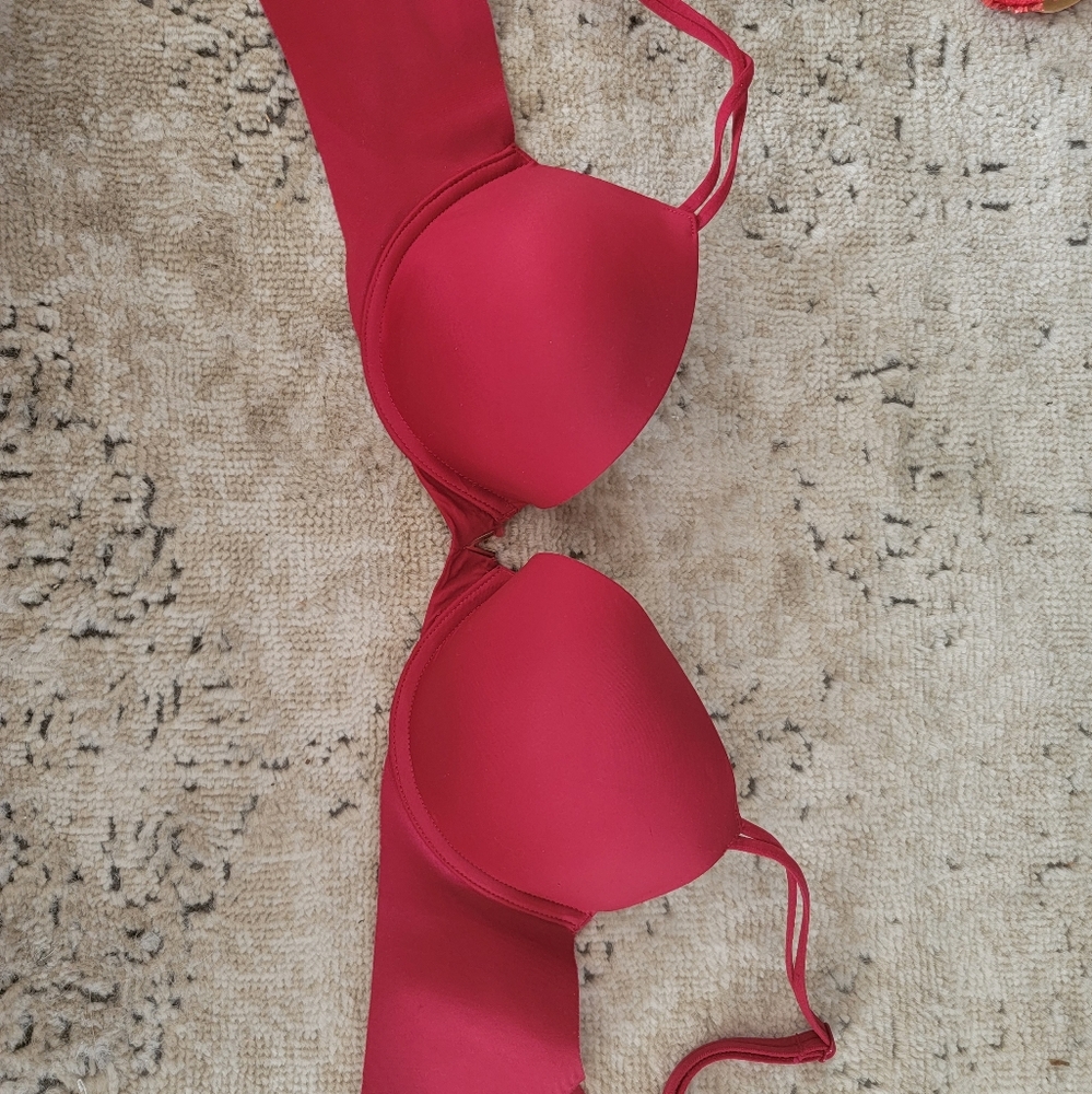 Victoria Secret Bra!